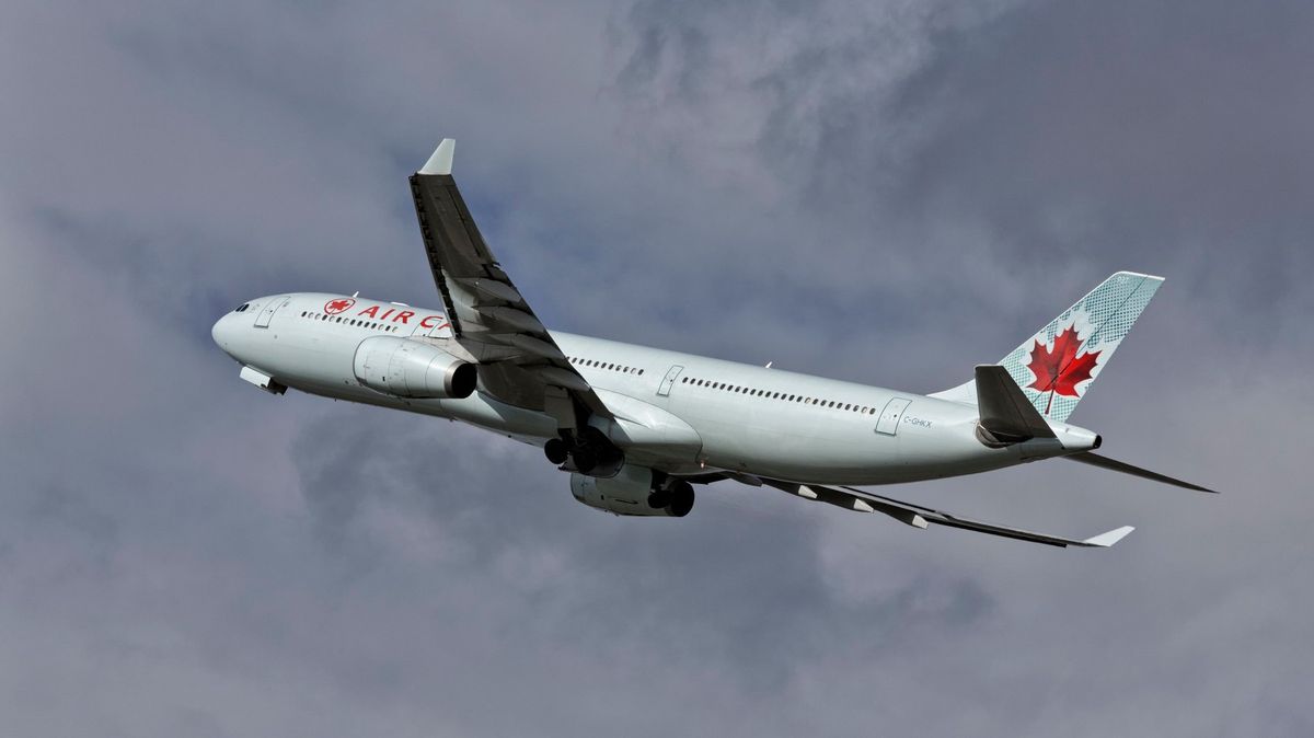 Chatbot chybně přislíbil slevu, Air Canada ji z rozhodnutí soudu musí přiznat
